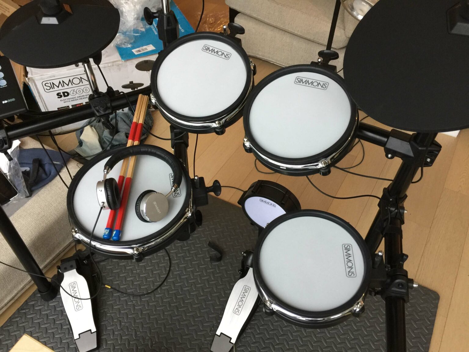 Simmons SD600 Drum Kit Review With Sound Demos Of All 35 Drum Kits