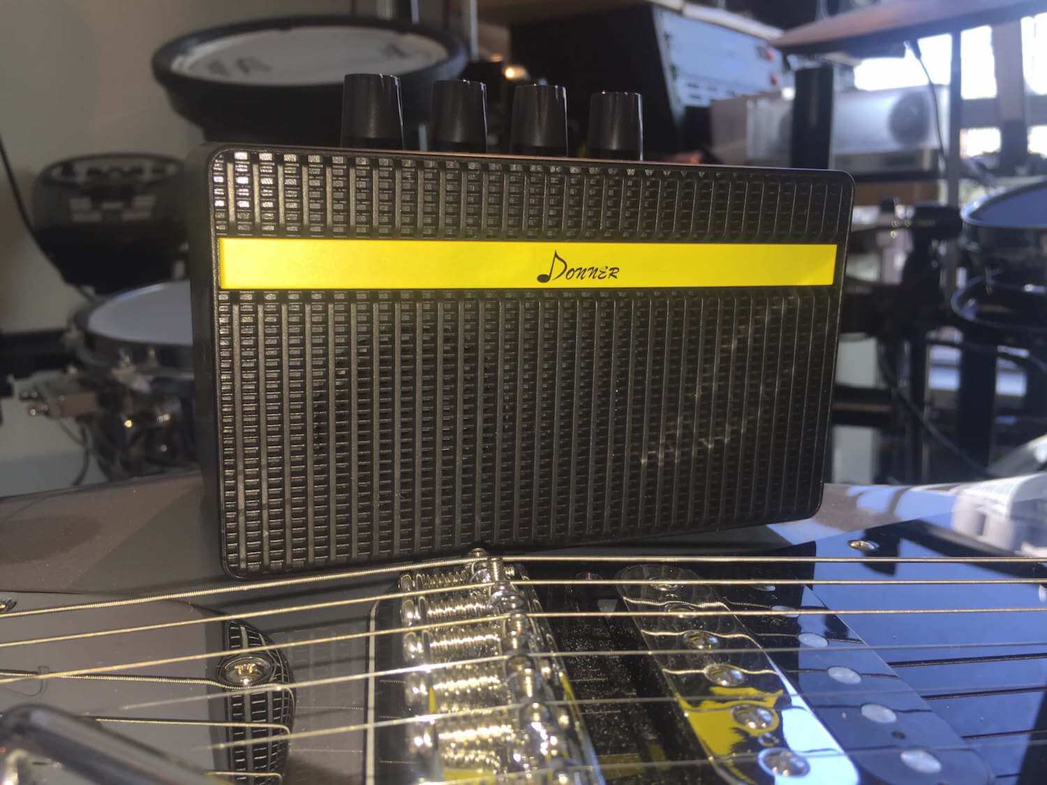 Donner Mini Guitar Amp Review